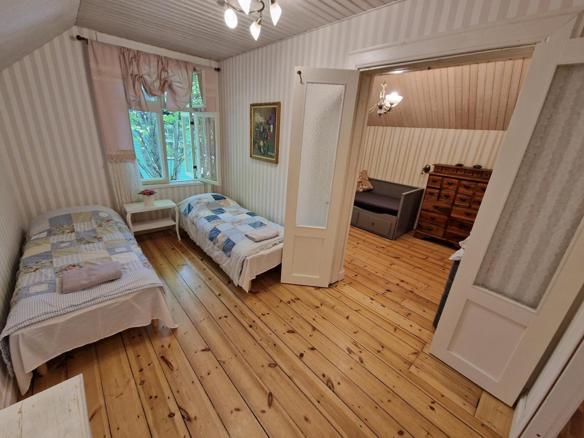 Villa Tammsaare Pärnu Buitenkant foto