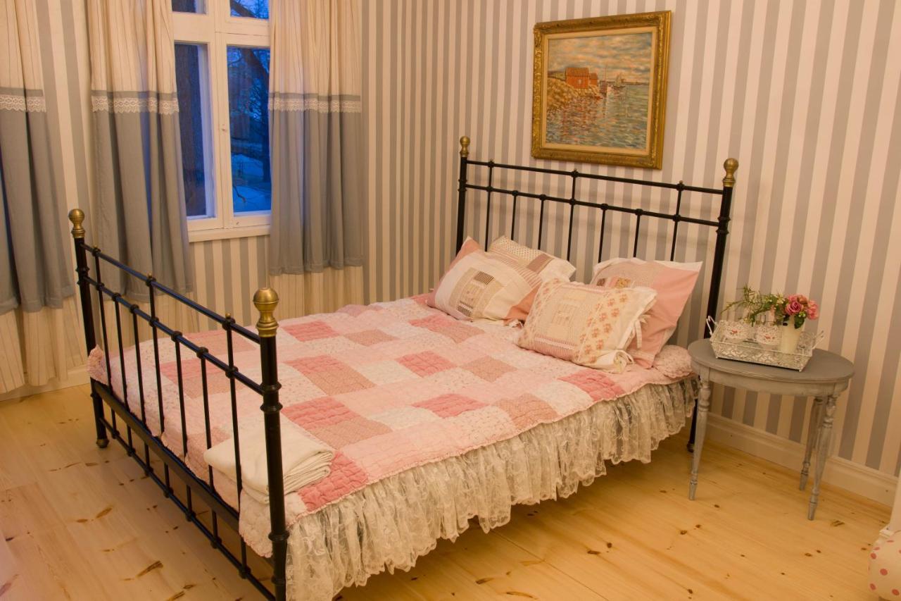 Villa Tammsaare Pärnu Buitenkant foto